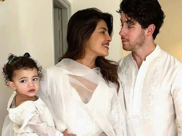 Nick Jonasâ Phone Featuring Wife Priyanka Chopra and Daughter Malti Is Too Cute to Miss