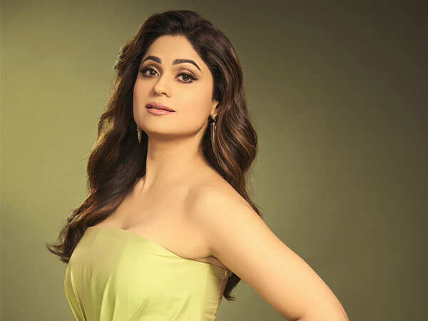 âœShaadi Karke Kya Ukhaad Liyaâ – Shamita Shetty Hits Back At Age-Shaming Trolls