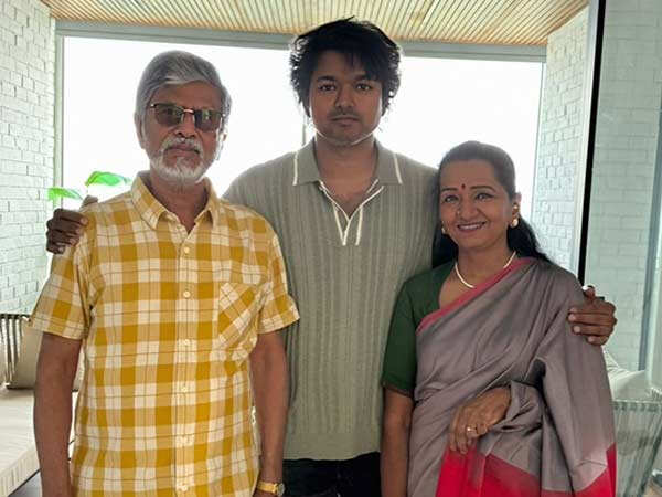 âœVery Happyâ: Vijayâs Parents React As TVK Sweeps In The Numbers