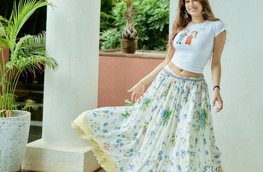3 ways to wear floral skirts this season