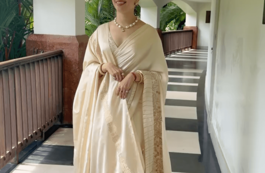 Tamannaah Bhatia’s Ekaya Banaras sari is handwoven using heritage Banarasi weaving technique