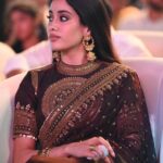 Janhvi Kapoor’s sari blouse features the most intricate mandala design