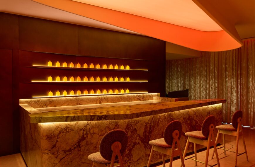 At this art gallery-cafe-restaurant in Mumbai, a coffee catch-up turns into a long dinner