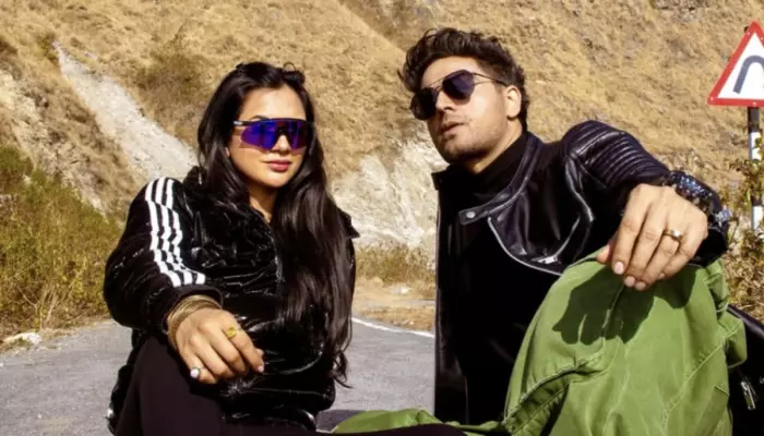 Awez Darbar Reacts To ‘BB19’ Winner, Gaurav Khanna And Akanksha Chamola’s Divorce, ‘Thoda Embarrass’