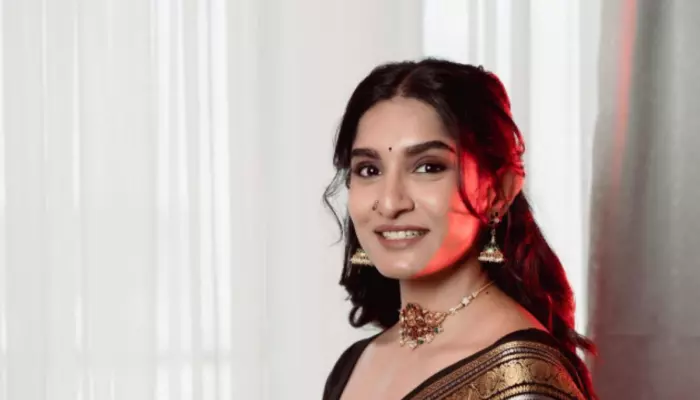 Krishi Thapanda Tears Up Open On Friend’s Suicide At Her Home, ‘Lost Someone Close To My Heart’