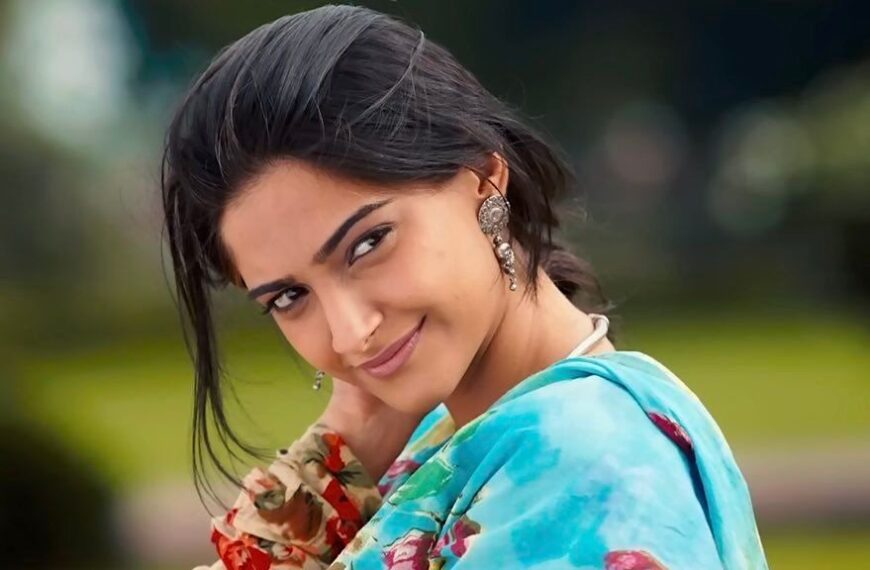 20 Bollywood songs that sound even better when it’s raining outside