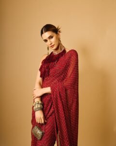 7 standout looks from Kriti Sanon’s Indianwear closet