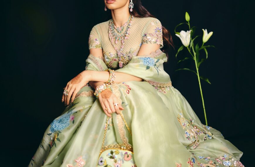 Khushi Kapoor’s Anamika Khanna lehenga features a net blouse with checkered thread and floral embroidery