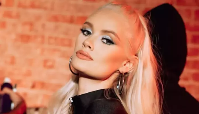 Singer Lauren Bennett’s Last Post Surfaces Amid Her Death At 37, Her Fans Write, ‘RIP Iconic Legend’