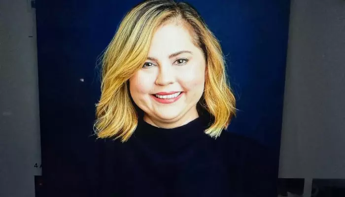 Meet Mandy Teefey, Selena Gomez’s Mom Behind The Viral ‘They Throw Me In The Trash’ Post