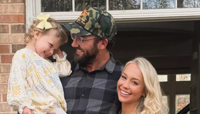 Who Is RaeLynn’s Husband Josh Davis? Ex-US Army Veteran, Met Singer At Church, Pair Now Separating
