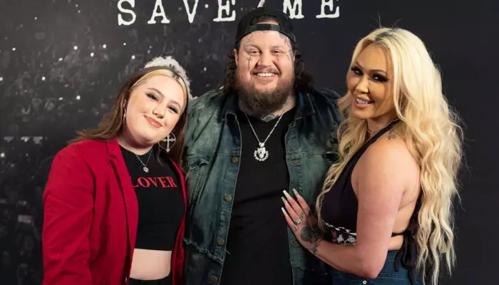 Jelly Roll’s Daughter Hints At…