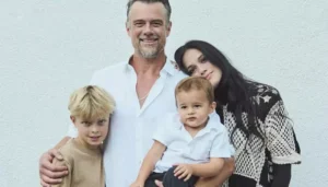 Josh Duhamel Feels Awkward With ’21 Years’ Age&hellip;