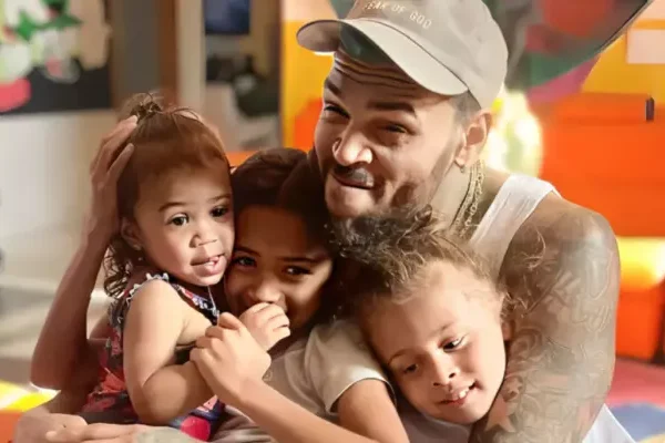 Chris Brown Shares 4 Kids With 4 Different…