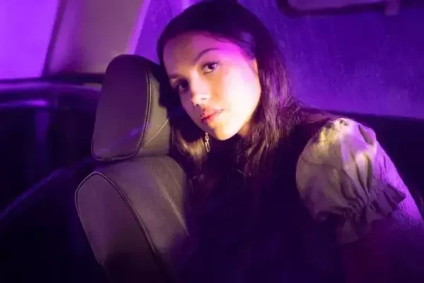 Olivia Rodrigo’s Age Difference With New BF, Julian&hellip;