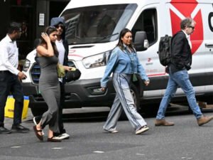 Shah Rukh Khan Enjoys Family Time In London&hellip;