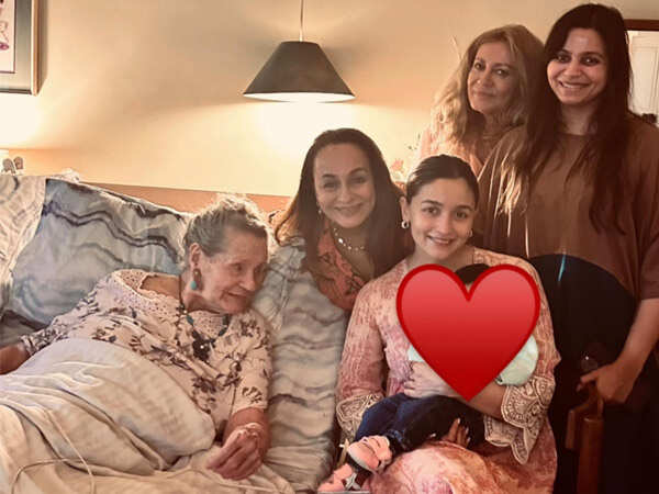 Soni Razdan Honours OG Alpha Of The Family Ahead Of Alia Bhattâs Film Release