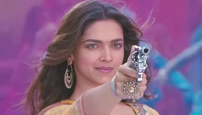 Deepika Padukone Gave ’50 Gaaliyan’ To Bhelwala, Jayati&hellip;
