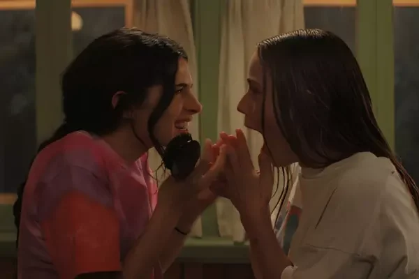 ‘Sterling Point’ Review, Summer Setting And Honest Teen&hellip;