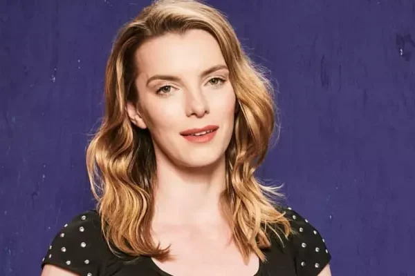 Meet Betty Gilpin’s Husband Como Pfeil, Former Actor…