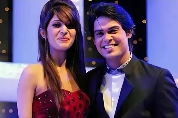 Charlie Chauhan’s Ex-BF Kunwar Amar Didn’t Date For&hellip;