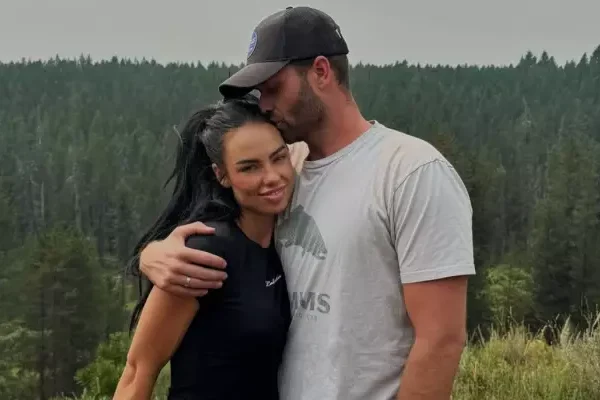 Meet Shinia Powell, Dakota Mortensen’s New Girlfriend As&hellip;