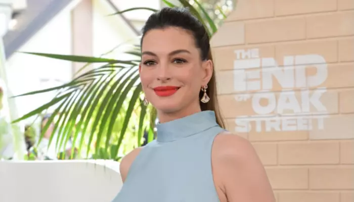Pregnant Anne Hathaway Trolled For Maternity Look At ‘The End Of Oak Street’ Event, ‘What In The AI’