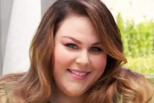 Chrissy Metz Opens Up About Her Struggle With…