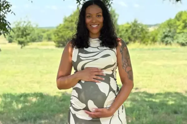 Surrogate Who Gave Birth Despite ‘Parents’ Plea To…