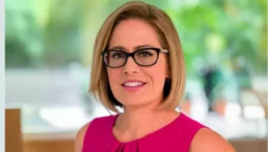 Kyrsten Sinema’s Pic With A Fractured Foot In&hellip;