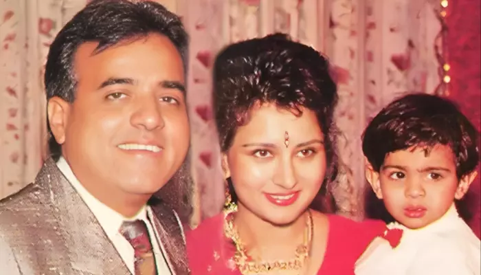Poonam Dhillon And Ashok Thakeria’s Love Story, Met At Umesh Mehra’s Holi Party, Divorced In 1997