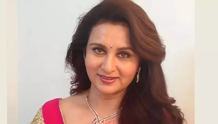 Poonam Dhillon Had Affair With A Married Man, Split Left Her Heartbroken, Was Linked To Yash Chopra