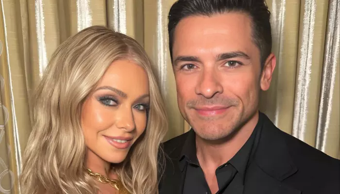 Kelly Ripa And Mark Consuelos’ Love Story, Eloped And Tied The Knot In Las Vegas After A Brief Split