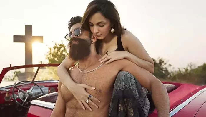 Yash Recalled He Panicked During An Intimate Scene, ‘I Was Asked To Pull The Lead Actress’ Saree’