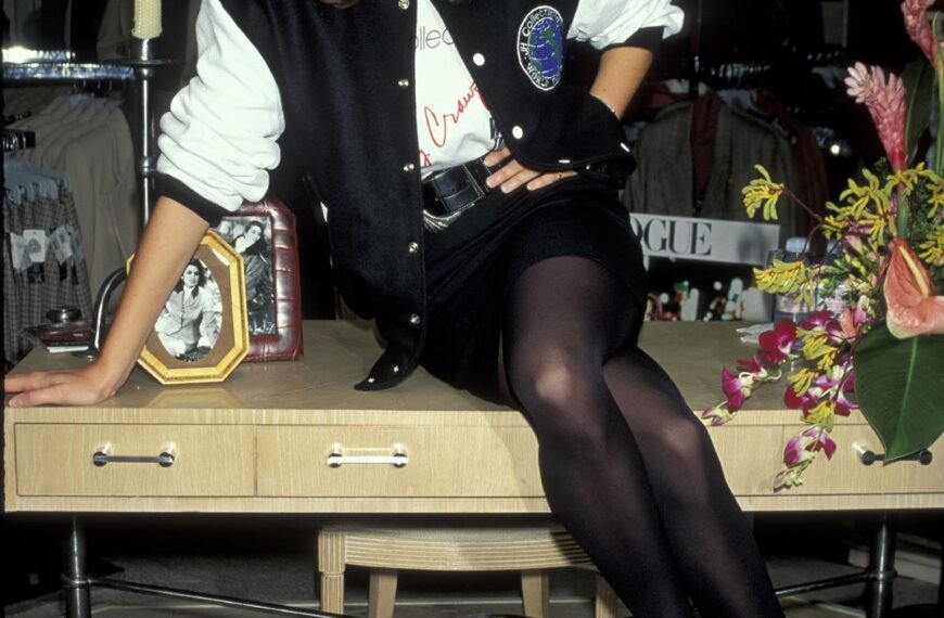 ’90s heels are making a comeback. Here’s how&hellip;