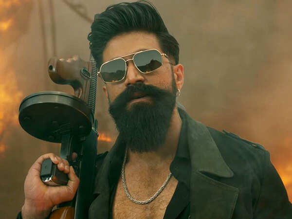 Public Review: Yashâs Toxic Faces Criticism for Writing and Editing Netizens Call It Boring and Torture