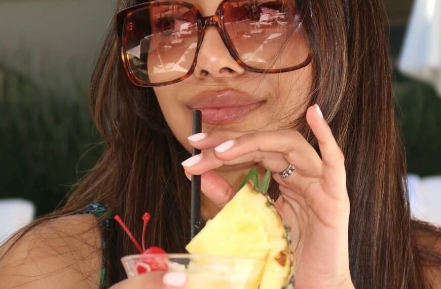 4 drinks that are more hydrating than water, according to experts