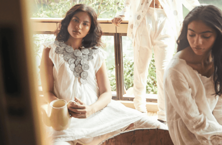 Everything you should know about the PMOS symptoms women are often told to ignore