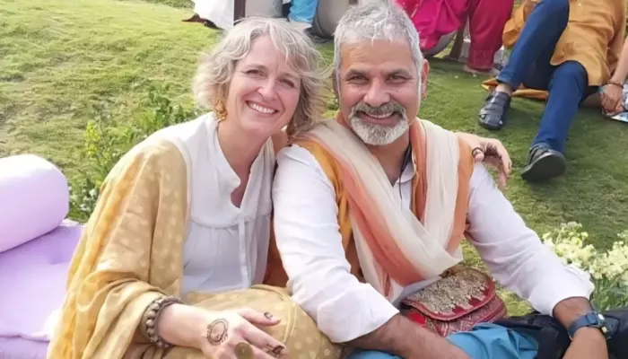 Meet Lagaan Actor Amin Hajee’s British Wife Charlotte, She ‘Stood By Him As A Rock’ Amid Hardships
