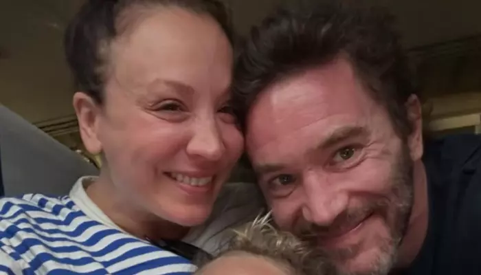 Pregnant Kaley Cuoco Jokes About ‘Knocking Up At Prom’ As She Enjoys Dancing With Fiance Tom