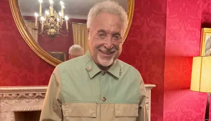 Tom Jones Fired From ‘The Voice U.K.’, He Once Revealed Show Kept Him Alive After Wife Linda’s Death