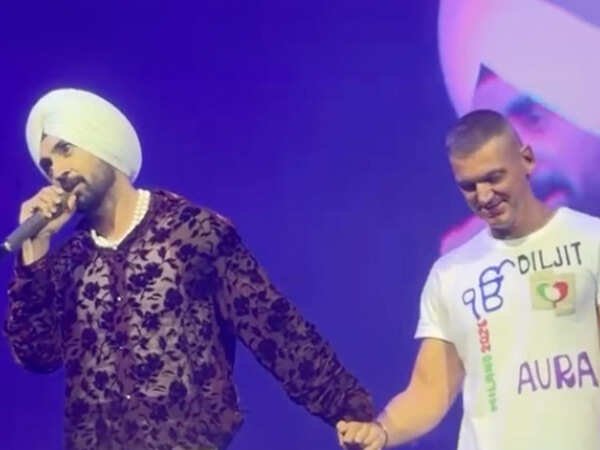 Diljit Dosanjh Gently Corrects Fan For Putting His Name With Ik Onkar